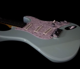 IMG 1858 262x225 - Laj Custom Guitars Strat Blue